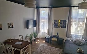 Apartament Azyl